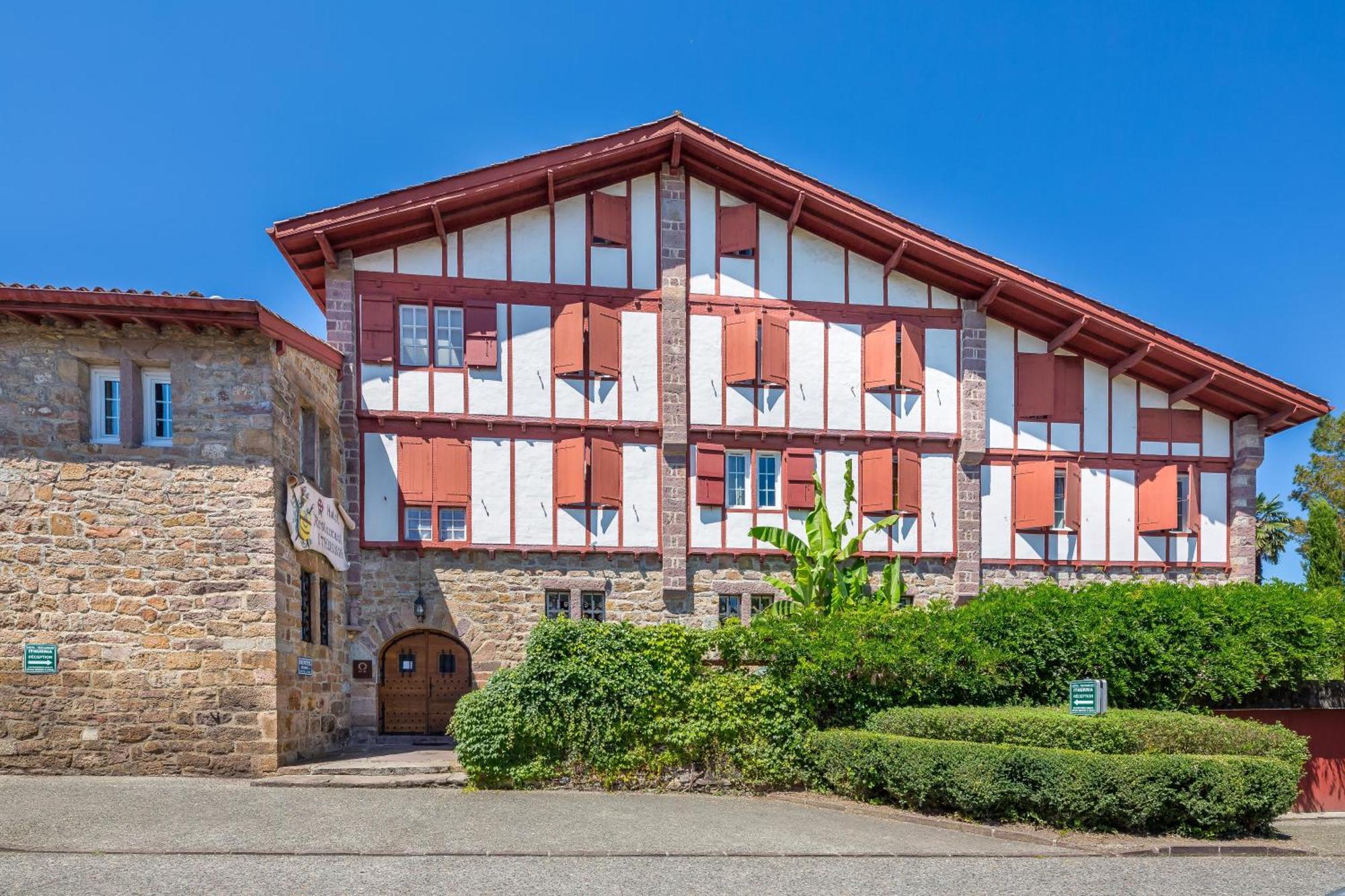 Hotel Ithurria - Teritoria Aïnhoa Dış mekan fotoğraf