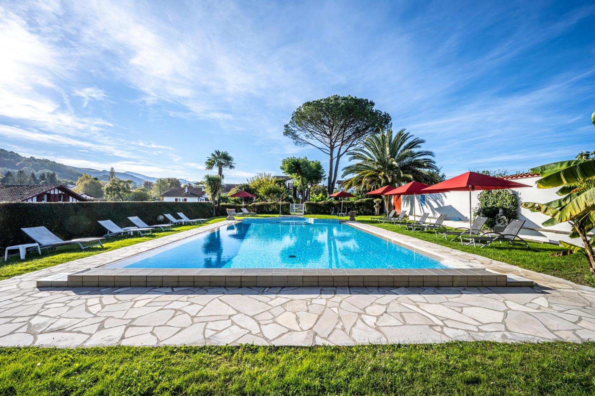 Hotel Ithurria - Teritoria Aïnhoa Dış mekan fotoğraf